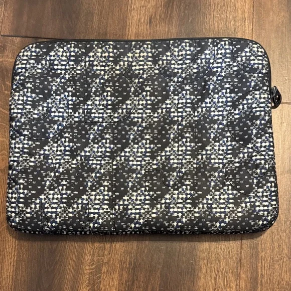 Marc by Marc Workwear Black Blue Nylon Quilted Sleeve for Tablet Laptop - Picture 2 of 3